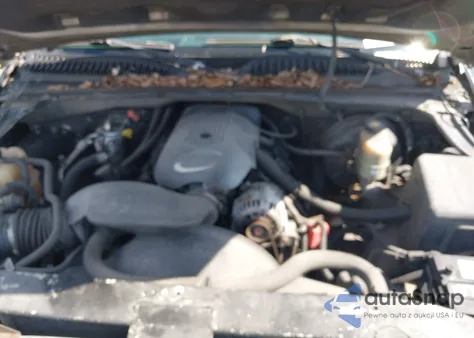 2002 GMC Sierra 1500 Sl z USA, uszkodzony, nr VIN 2GTEC19V221280805